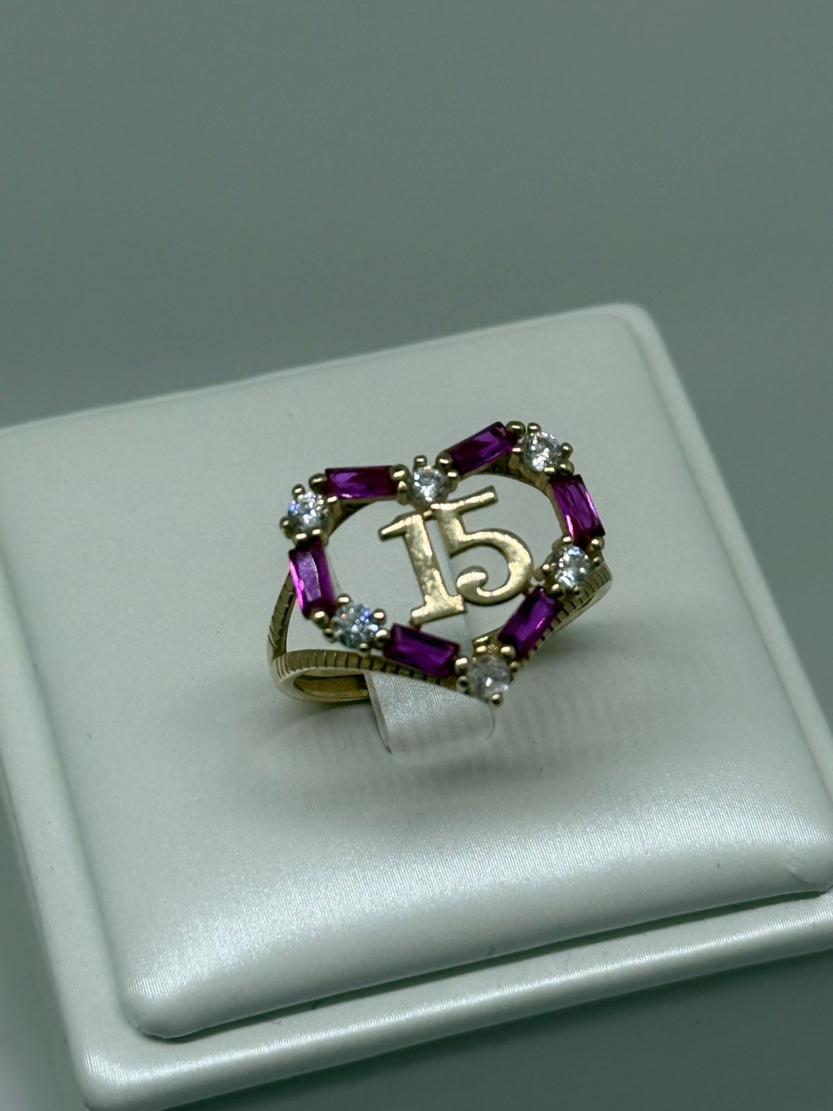 ANILLO 15 AÑOS CORAZON T/8 2.9G 14K
